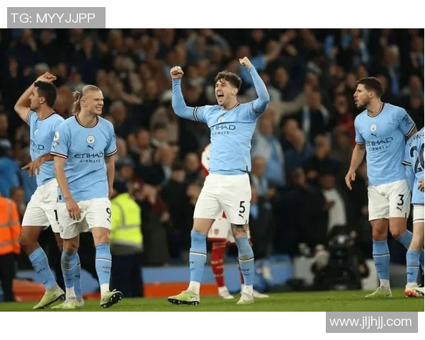 曼城击败切尔西夺英超榜首，瓜帅赞队员拼搏精神